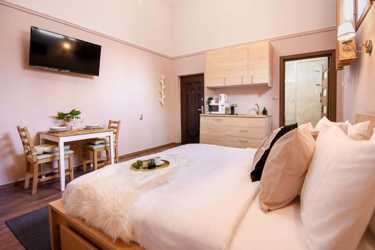 Le Petit & Cosy - Best Location Old Town & Quiet بوخارست المظهر الخارجي الصورة