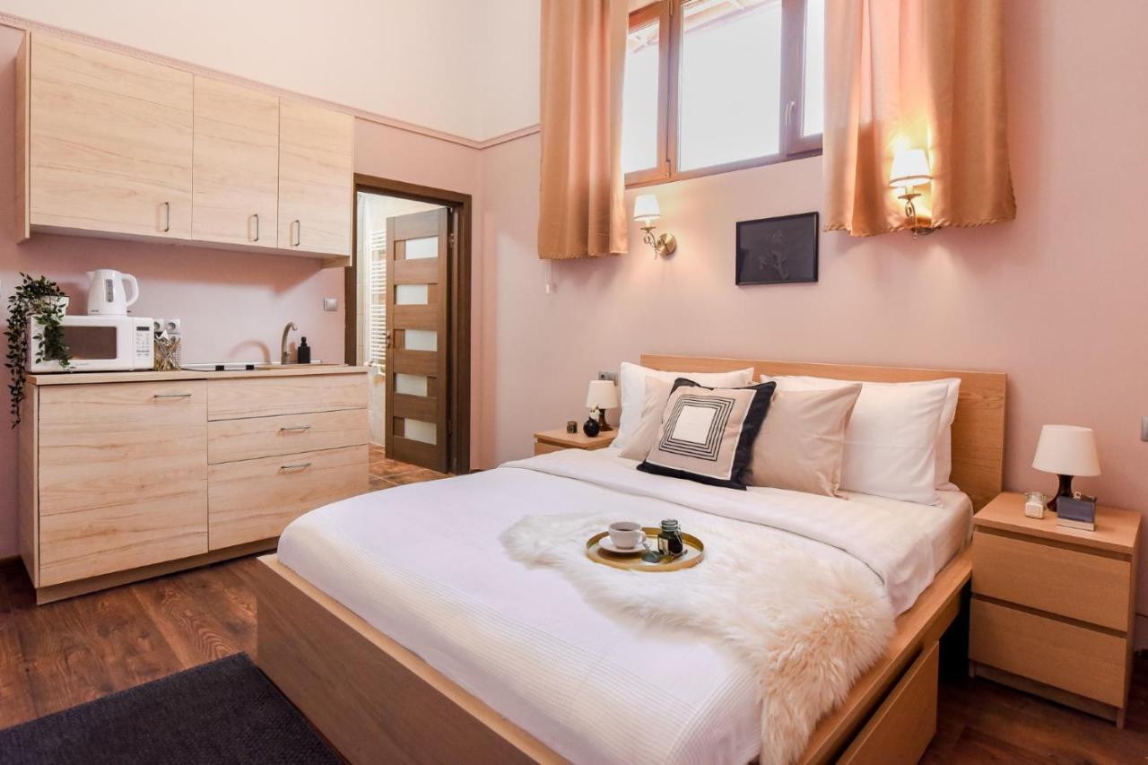 Le Petit & Cosy - Best Location Old Town & Quiet بوخارست المظهر الخارجي الصورة