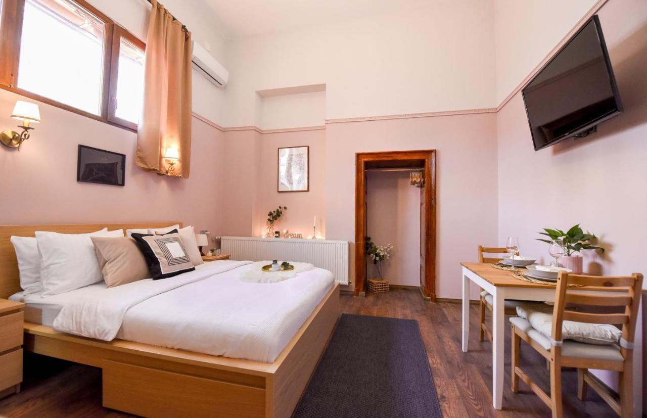 Le Petit & Cosy - Best Location Old Town & Quiet بوخارست المظهر الخارجي الصورة