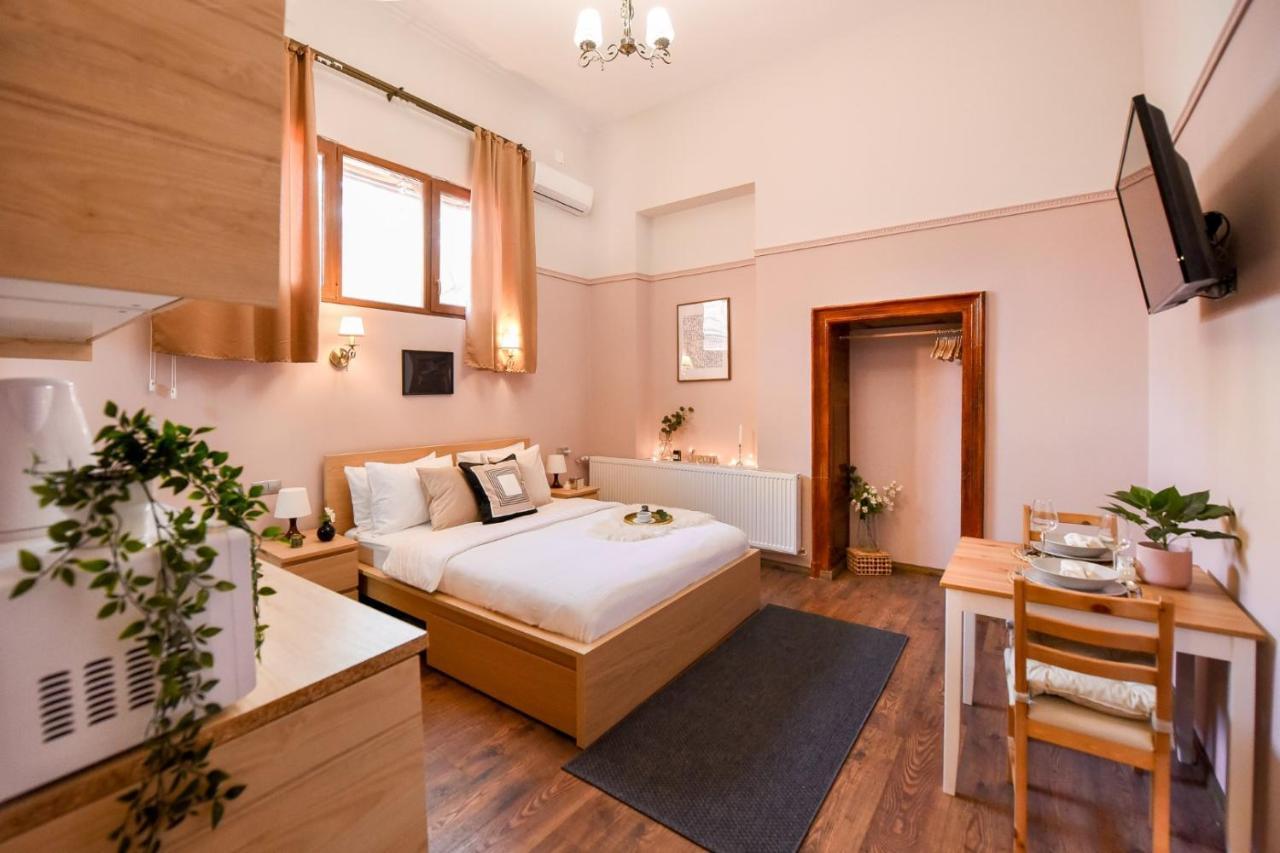 Le Petit & Cosy - Best Location Old Town & Quiet بوخارست المظهر الخارجي الصورة