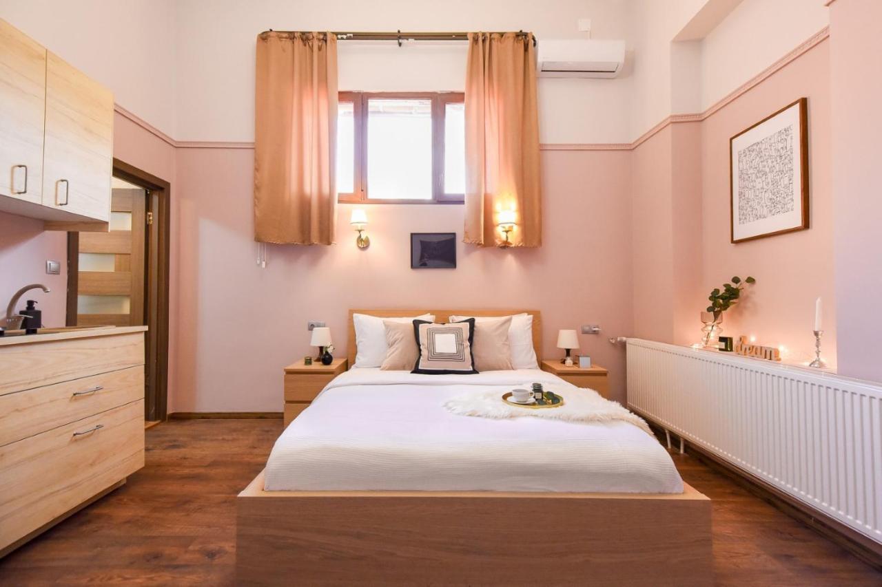 Le Petit & Cosy - Best Location Old Town & Quiet بوخارست المظهر الخارجي الصورة